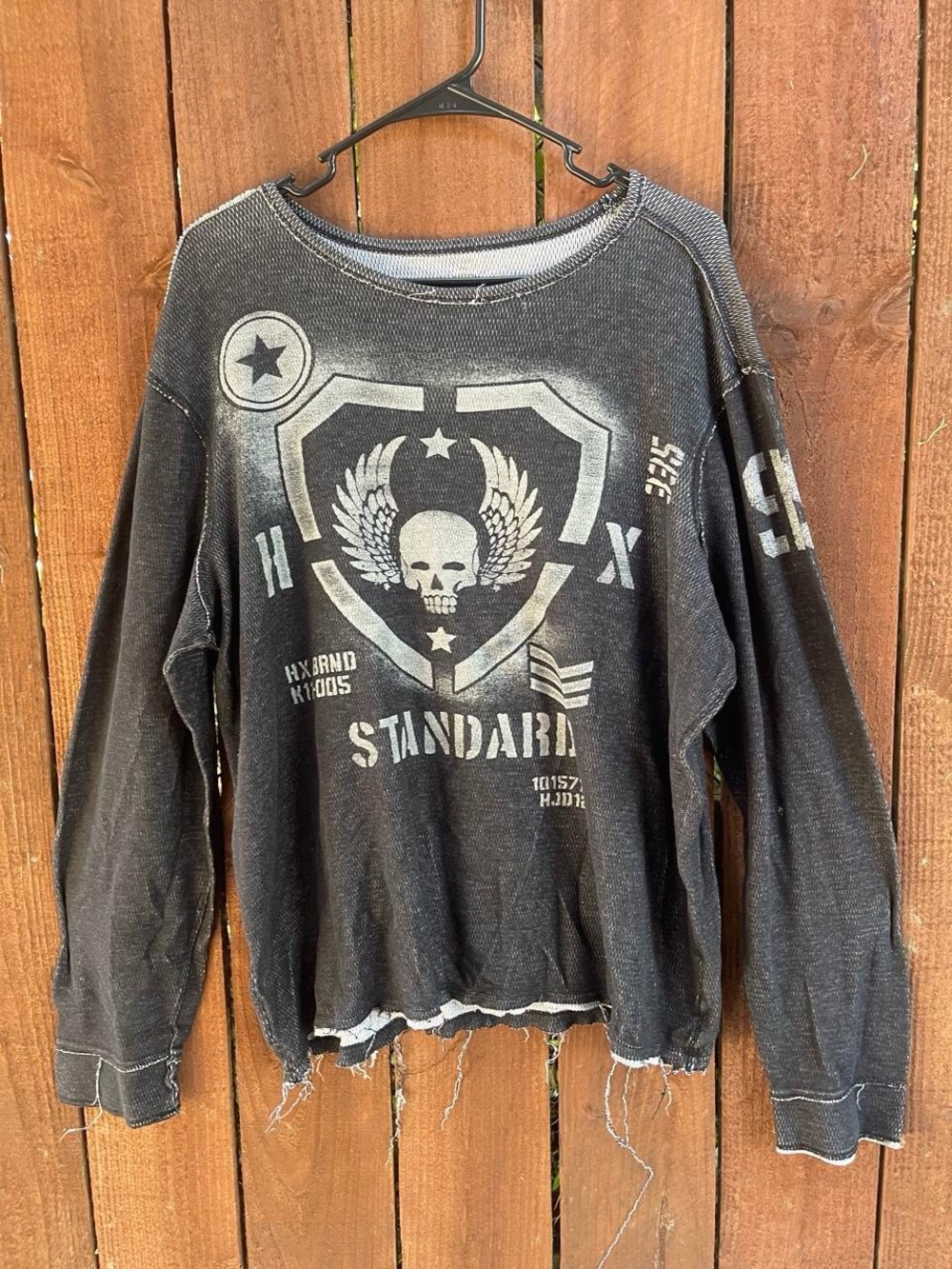 HELIX Y2K Grunge Long-sleeve Thermal Distressed Skull Graphic XXL